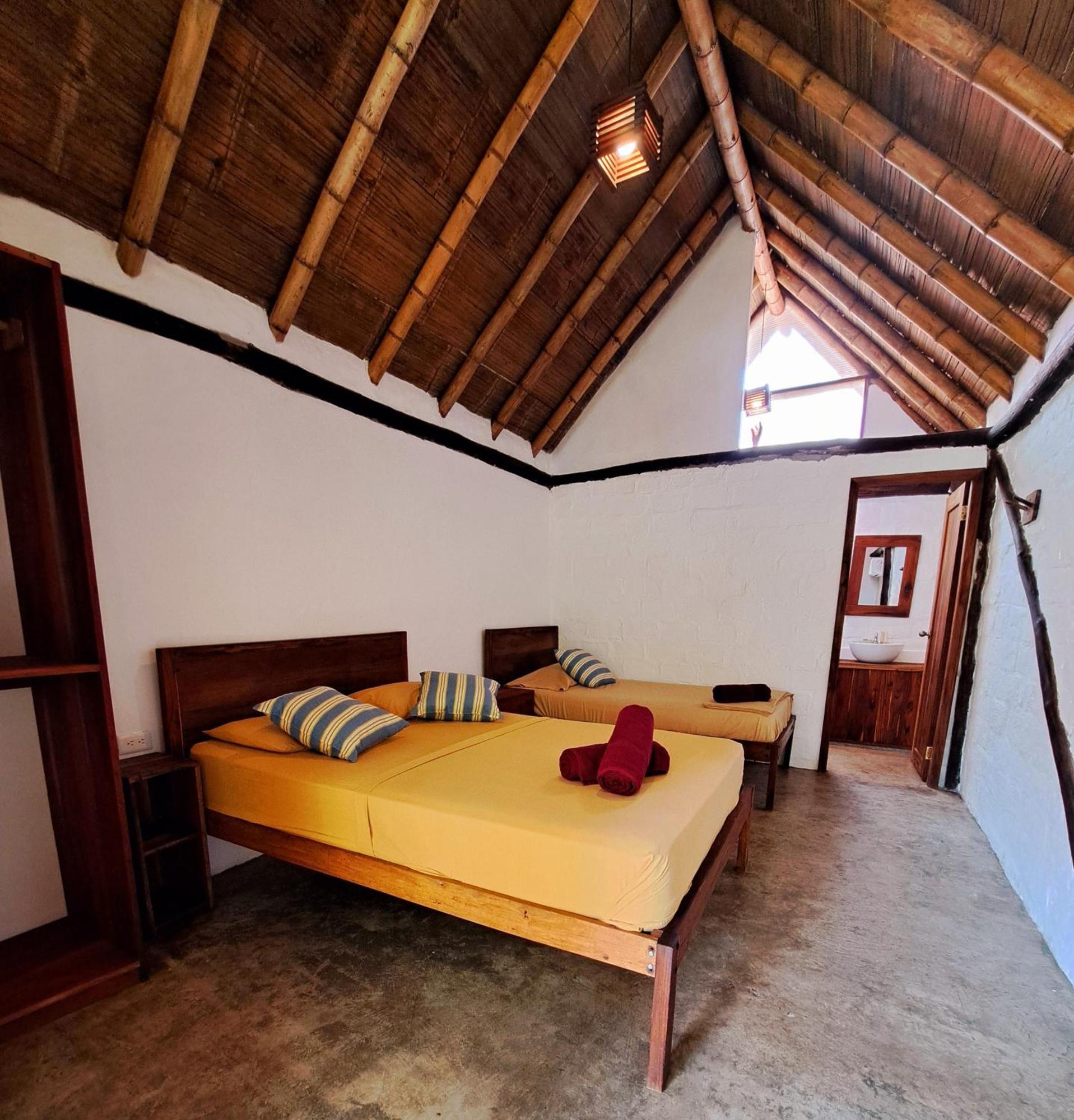 Cabanas La Tortuga Ayampe Exterior photo
