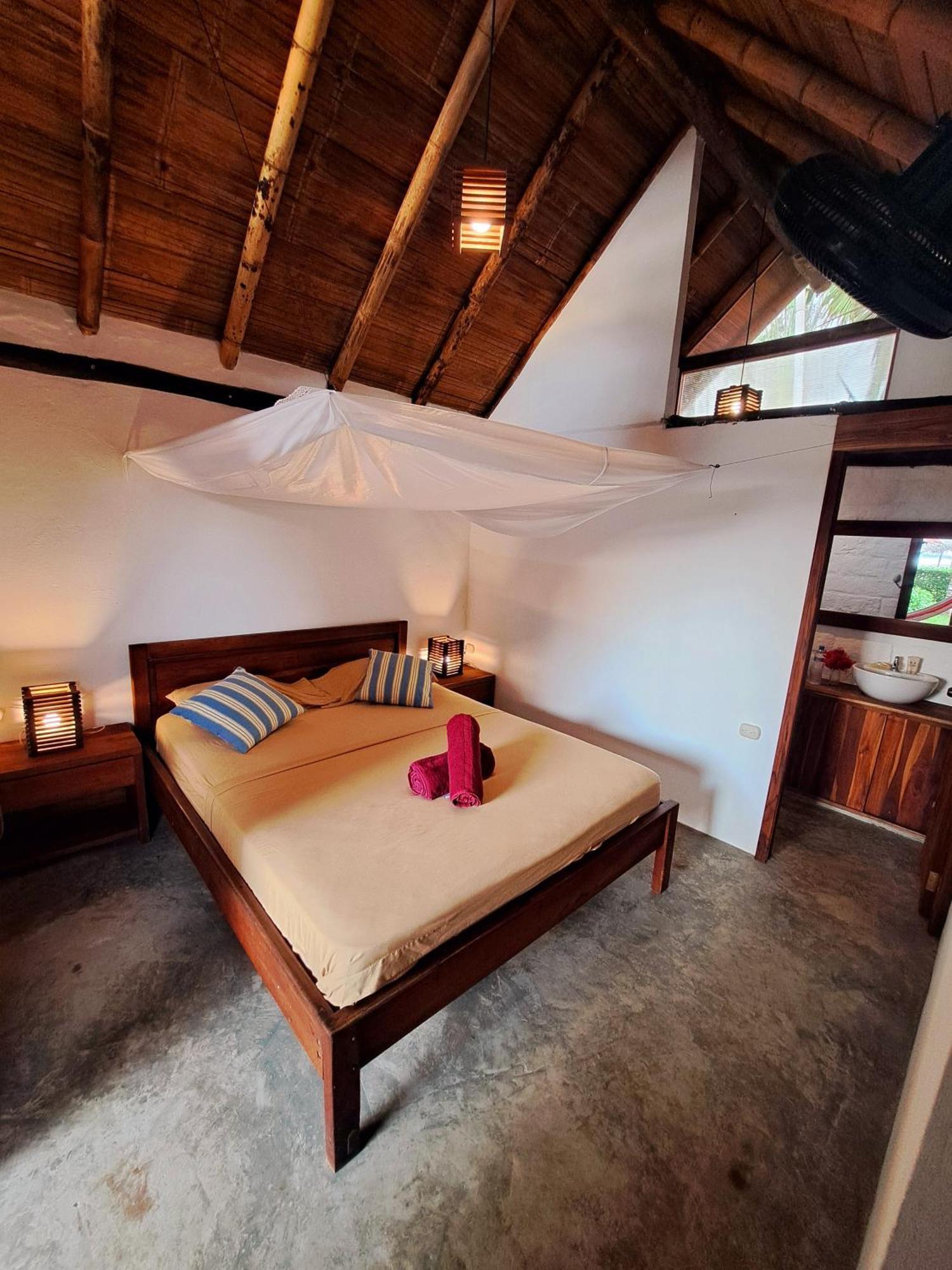 Cabanas La Tortuga Ayampe Exterior photo